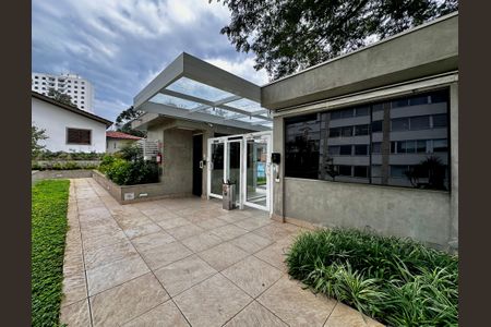 Apartamento à venda com 170m², 4 quartos e 2 vagas Apartamento à venda com 170m², 4 quartos e 2 vagasEntrada