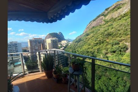 Apartamento à venda com 93m², 2 quartos e 1 vagaFoto 01