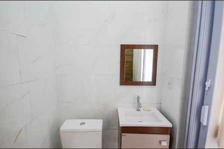 Apartamento à venda com 90m², 2 quartos e 1 vaga Apartamento à venda com 90m², 2 quartos e 1 vagaBanheiro da Suíte 1