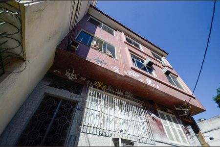 Apartamento à venda com 90m², 2 quartos e 1 vaga Apartamento à venda com 90m², 2 quartos e 1 vagaFachada