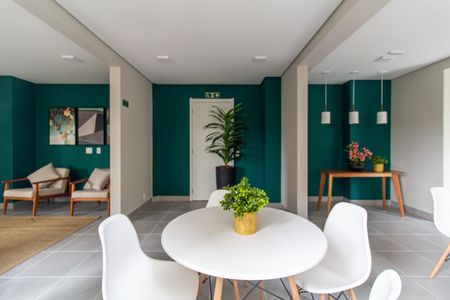 Apartamento para alugar com 32m², 2 quartos e sem vagaÁrea comum