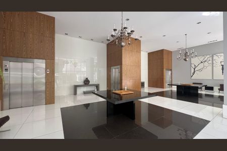 Apartamento à venda com 162m², 3 quartos e 4 vagas Apartamento à venda com 162m², 3 quartos e 4 vagasHall de entrada