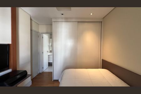 Apartamento à venda com 162m², 3 quartos e 4 vagas Apartamento à venda com 162m², 3 quartos e 4 vagasSuite 2