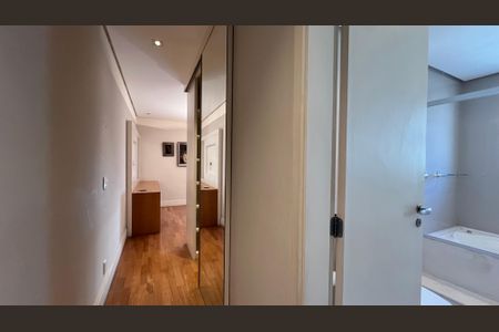 Apartamento à venda com 162m², 3 quartos e 4 vagas Apartamento à venda com 162m², 3 quartos e 4 vagasSuíte 3