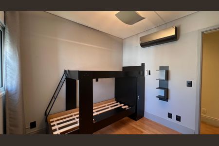 Apartamento à venda com 162m², 3 quartos e 4 vagas Apartamento à venda com 162m², 3 quartos e 4 vagasSuite 1