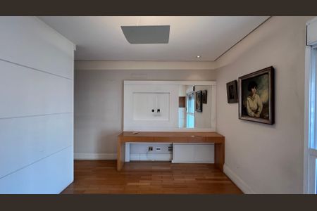 Apartamento à venda com 162m², 3 quartos e 4 vagas Apartamento à venda com 162m², 3 quartos e 4 vagasSuíte 3