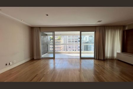 Apartamento à venda com 162m², 3 quartos e 4 vagas Apartamento à venda com 162m², 3 quartos e 4 vagasSala