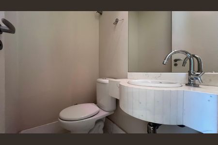 Apartamento à venda com 162m², 3 quartos e 4 vagas Apartamento à venda com 162m², 3 quartos e 4 vagasLavabo