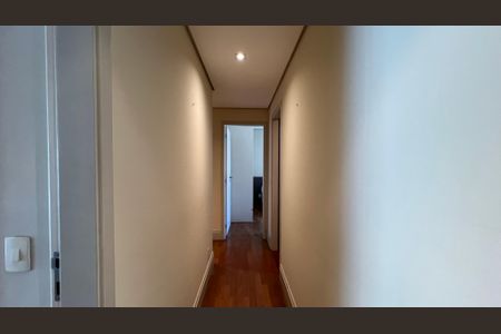 Apartamento à venda com 162m², 3 quartos e 4 vagas Apartamento à venda com 162m², 3 quartos e 4 vagasCorredor