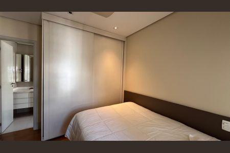 Apartamento à venda com 162m², 3 quartos e 4 vagas Apartamento à venda com 162m², 3 quartos e 4 vagasSuite 2