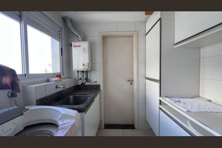 Apartamento à venda com 162m², 3 quartos e 4 vagas Apartamento à venda com 162m², 3 quartos e 4 vagasÁrea de Serviço