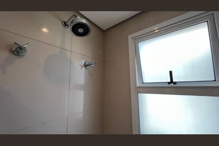 Apartamento à venda com 162m², 3 quartos e 4 vagas Apartamento à venda com 162m², 3 quartos e 4 vagasBanheiro da Suíte 2