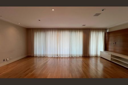 Apartamento à venda com 162m², 3 quartos e 4 vagas Apartamento à venda com 162m², 3 quartos e 4 vagasSala