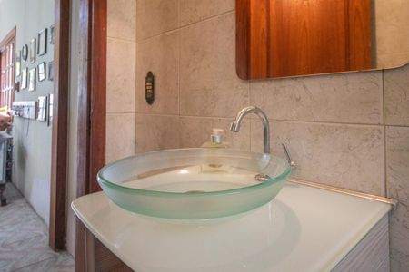 Casa à venda com 250m², 3 quartos e 2 vagasBanheiro Social 2