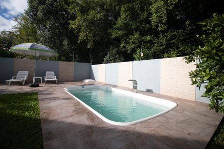 Casa à venda com 250m², 3 quartos e 2 vagasPiscina