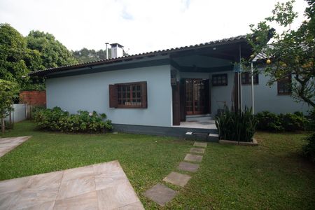 Casa à venda com 250m², 3 quartos e 2 vagasQuintal