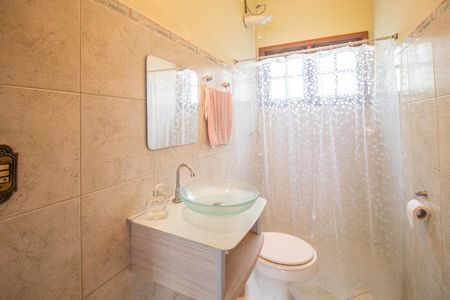 Casa à venda com 250m², 3 quartos e 2 vagasBanheiro Social 2