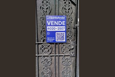 Casa à venda com 330m², 3 quartos e 4 vagasPlaca