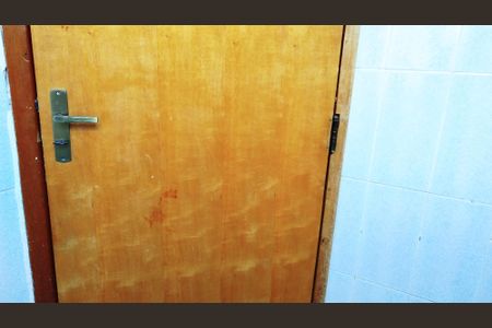 Casa à venda com 330m², 3 quartos e 4 vagasBanheiro de Serviço