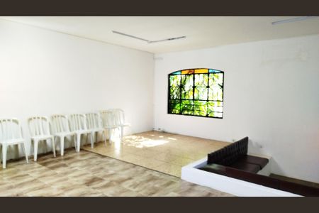 Casa à venda com 330m², 3 quartos e 4 vagasSala