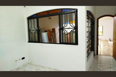 Casa à venda com 330m², 3 quartos e 4 vagasSala 2