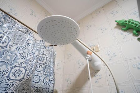 Casa à venda com 125m², 3 quartos e 2 vagasBanheiro