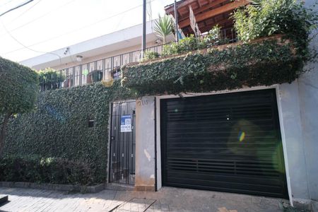 Casa à venda com 125m², 3 quartos e 2 vagasFachada