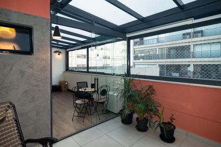 Apartamento para alugar com 71m², 1 quarto e 1 vaga Apartamento para alugar com 71m², 1 quarto e 1 vagaVaranda