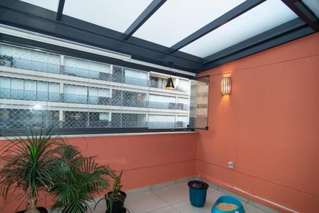 Apartamento para alugar com 71m², 1 quarto e 1 vaga Apartamento para alugar com 71m², 1 quarto e 1 vagaVaranda