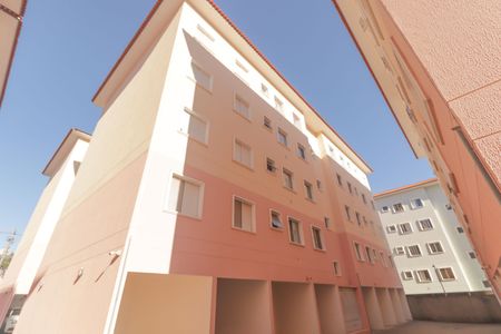 Casa à venda com 54m², 2 quartos e 1 vagaFachada