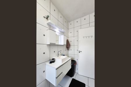 Casa à venda com 161m², 3 quartos e 2 vagasBanheiro Social