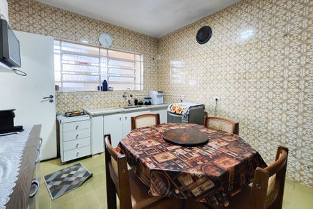 Casa à venda com 161m², 3 quartos e 2 vagasCozinha