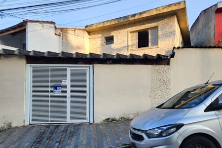 Casa à venda com 161m², 3 quartos e 2 vagasFachada