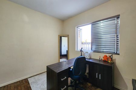 Casa à venda com 161m², 3 quartos e 2 vagasQuarto 2