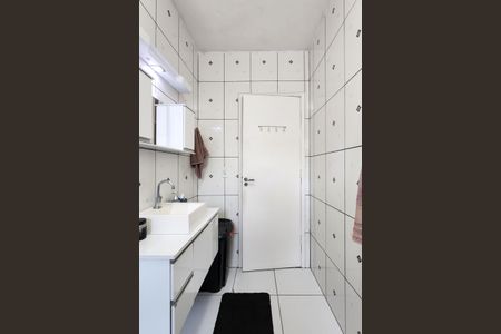 Casa à venda com 161m², 3 quartos e 2 vagasBanheiro Social