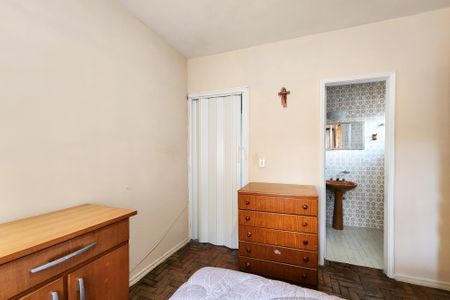 Casa à venda com 161m², 3 quartos e 2 vagasSuíte