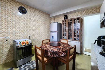 Casa à venda com 161m², 3 quartos e 2 vagasCozinha