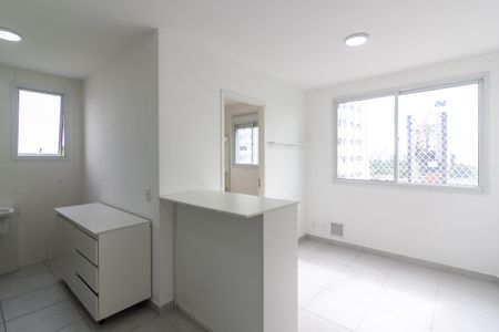 Sala de apartamento para alugar com 2 quartos, 35m² em Campo Grande, São Paulo