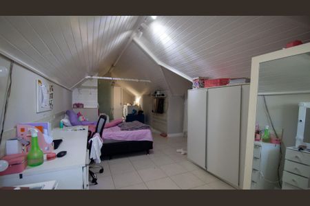 Casa de condomínio à venda com 374m², 5 quartos e 3 vagas Casa de condomínio à venda com 374m², 5 quartos e 3 vagasSuíte 1