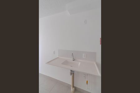 Apartamento para alugar com 32m², 2 quartos e sem vaga Apartamento para alugar com 32m², 2 quartos e sem vagaSala/Cozinha