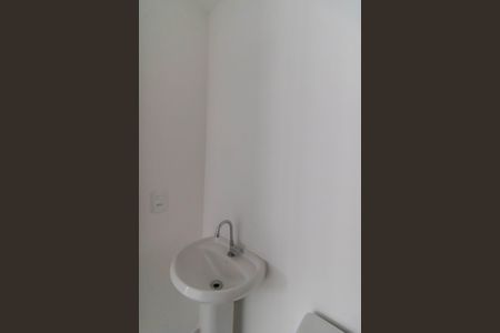 Apartamento para alugar com 32m², 2 quartos e sem vaga Apartamento para alugar com 32m², 2 quartos e sem vagaBanheiro