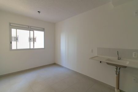 Apartamento para alugar com 32m², 2 quartos e sem vaga Apartamento para alugar com 32m², 2 quartos e sem vagaSala/Cozinha