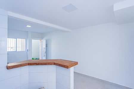 Casa para alugar com 64m², 2 quartos e 1 vagaSala/Cozinha