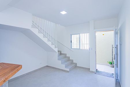 Casa para alugar com 64m², 2 quartos e 1 vagaSala/Cozinha