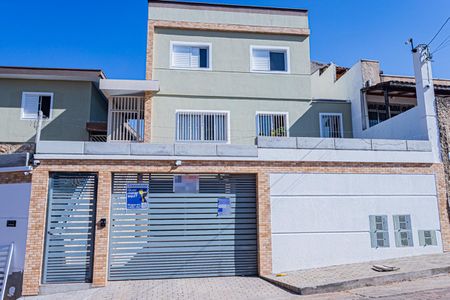 Casa para alugar com 64m², 2 quartos e 1 vagaFachada + Placa 