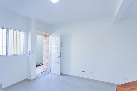 Casa para alugar com 64m², 2 quartos e 1 vagaSala/Cozinha