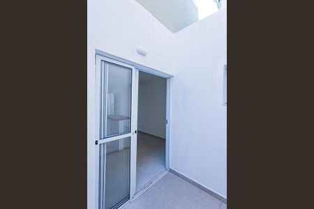 Casa para alugar com 64m², 2 quartos e 1 vagaÁrea de Serviço