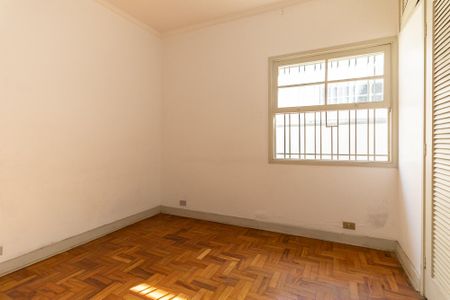 Casa à venda com 197m², 2 quartos e 2 vagasSuíte 