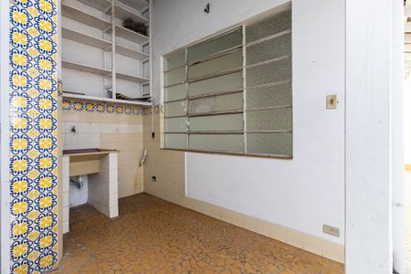 Casa à venda com 197m², 2 quartos e 2 vagasLavanderia