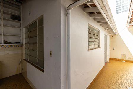Casa à venda com 197m², 2 quartos e 2 vagasSalão